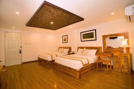 Rex and Apartment - 109