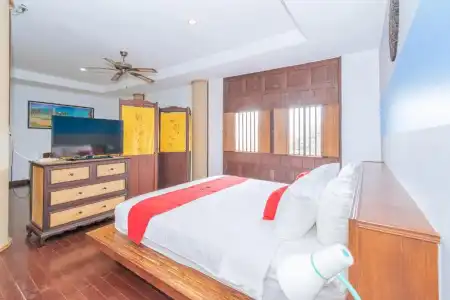 RedDoorz Plus Evergreen Boutique - 65