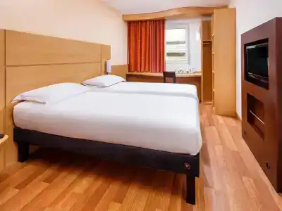 ibis Bristol Centre - 17