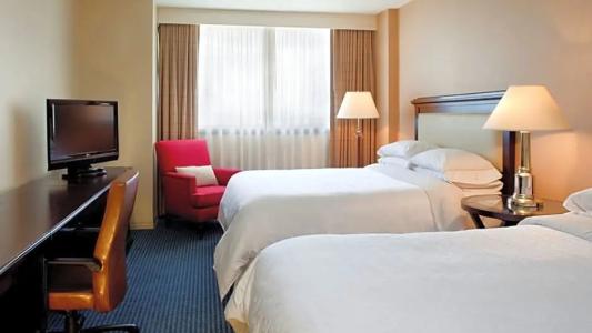 Sheraton Norfolk Waterside - 61