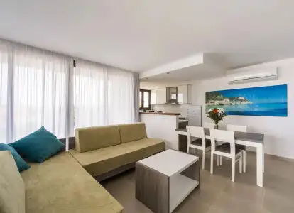 Caprice Skyline Aparthotel - 4