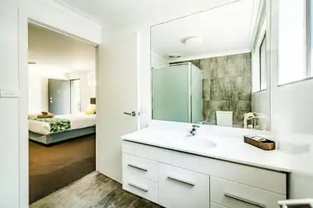 Coffs Harbour Holiday Apartments - 52