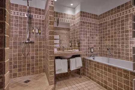 de Bourgtheroulde, Autograph Collection - 55