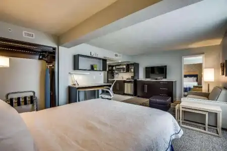 Home2 Suites by Hilton DFW Airport South/Irving, TX - 38