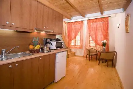 Irene Maisonettes - 20