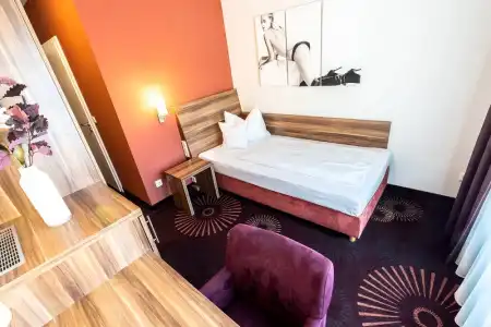 Altstadthotel - 5