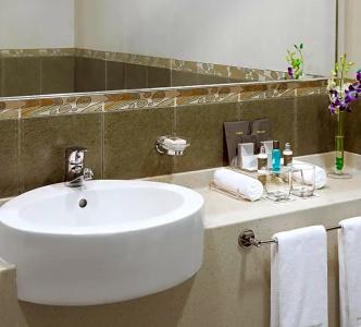 TIME Oak & Suites - 10