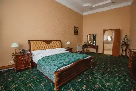 Шаляпин Палас - 106