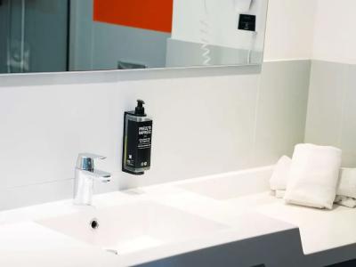 Ibis Styles Caen Centre Gare - 48