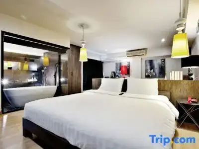 Diary Suite - 39