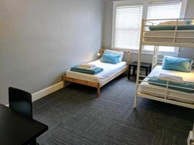 The Wayfaring Buckeye Hostel - 52