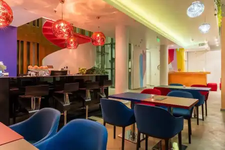 Leon & Lounge - 21