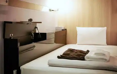 First Cabin Kansai Airport - 5