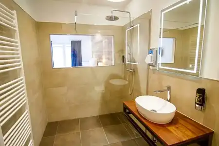 Schiefer Suite & Apartments - 19