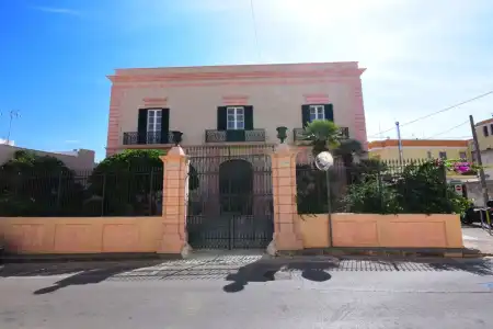 Palazzo Castriota - 0