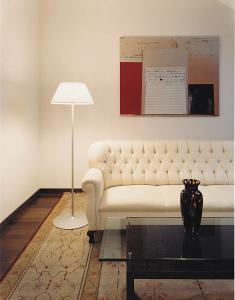 Greif, a Member of Designs - 44
