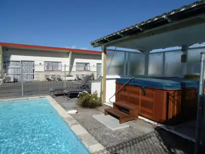 Spanish Lady Motel - 10