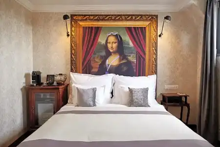 Mystery Budapest, Preferreds & Resorts - 100