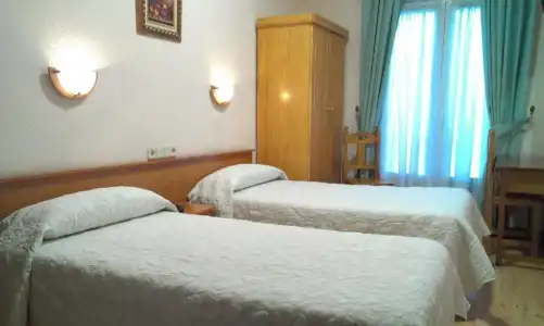 Hostal Zamora - 40
