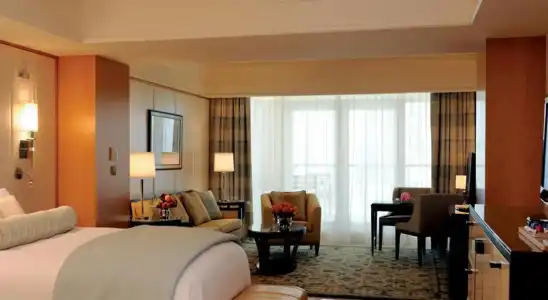 The Ritz-Carlton Executive Residences - 14