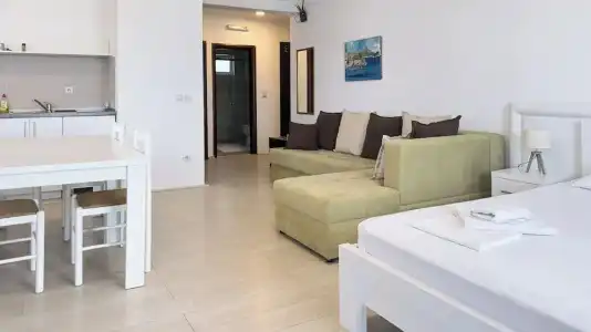 Open Sea Luxury Apartments - 68