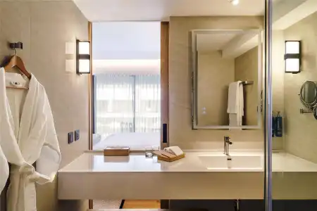 DoubleTree by Hilton Phuket Banthai Resort - 38