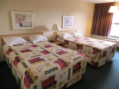 Homestyle Inn & Suites - 21