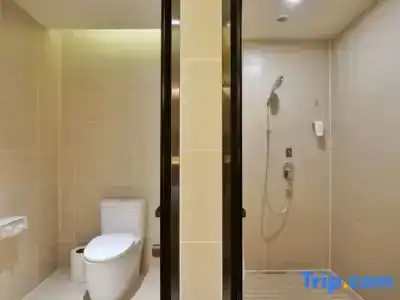 JI Shanghai Hongqiao National Exhibition and Convention Centre Huaxiang Road - 25