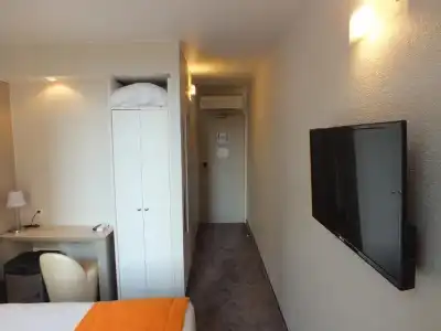 Hôtel du Midi - 47