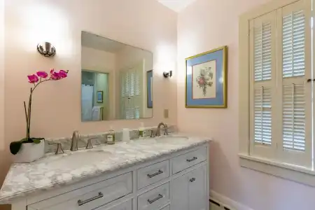Wilburton Inn - 168