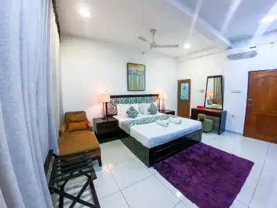 Romance Hills - 169