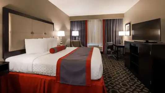 Best Western Plus Laredo Inn & Suites - 2