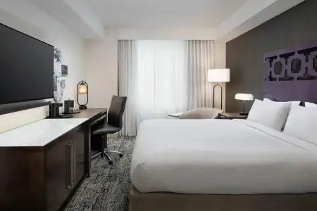 Courtyard by Marriott San Diego Downtown - 2