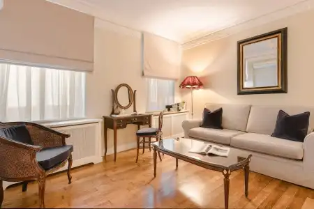 Noble Suites - 88