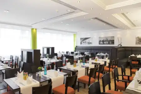 SOALTEE by Trip Inn Frankfurt Messe - 42