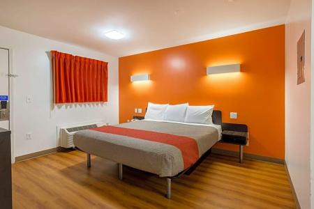 Motel 6 Greenville, SC - 64