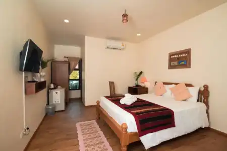 Gordnuea Boutique House - 13