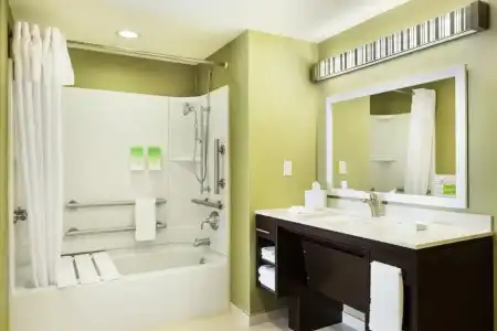 Home2 Suites by Hilton Omaha West, NE - 66