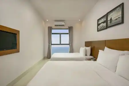 Da Nang Bay - 36
