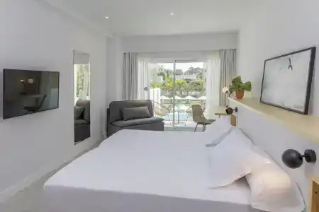 HM Ayron Park – Adults Only - 1
