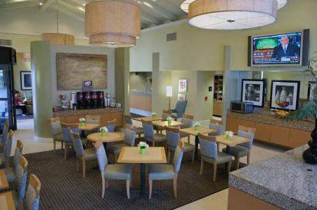 Hampton Inn & Suites Houston Medical Center NRG Park - 21