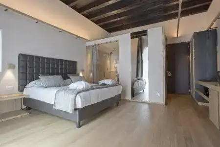 Alba Palace - 49