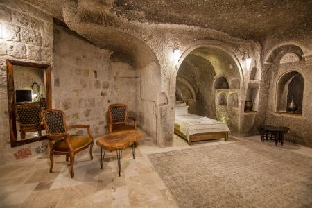 Hera Cave Suites - 14