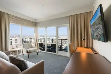 Residence Inn by Marriott Marina del Rey - 41