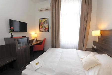 Best Western Kaiserhof - 41