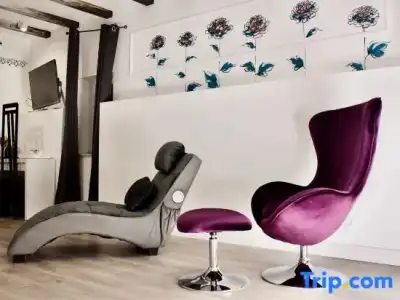 Galeria Valeria Seaside Downtown - Mag Quaint & Elegant Boutiques - 307