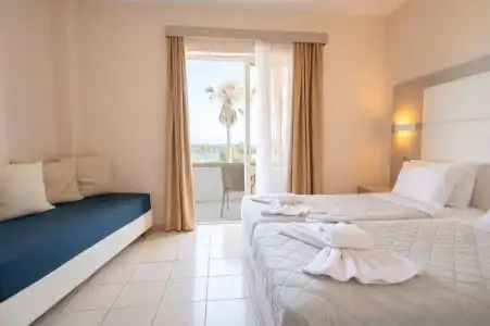 Costa Angela - 44