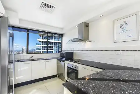 Surfers Century Oceanside Apartments - 249