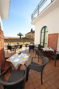 Residenza Sole - Guest House - 12
