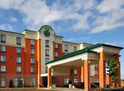 Holiday Inn Express & Suites Brampton by IHG - 0